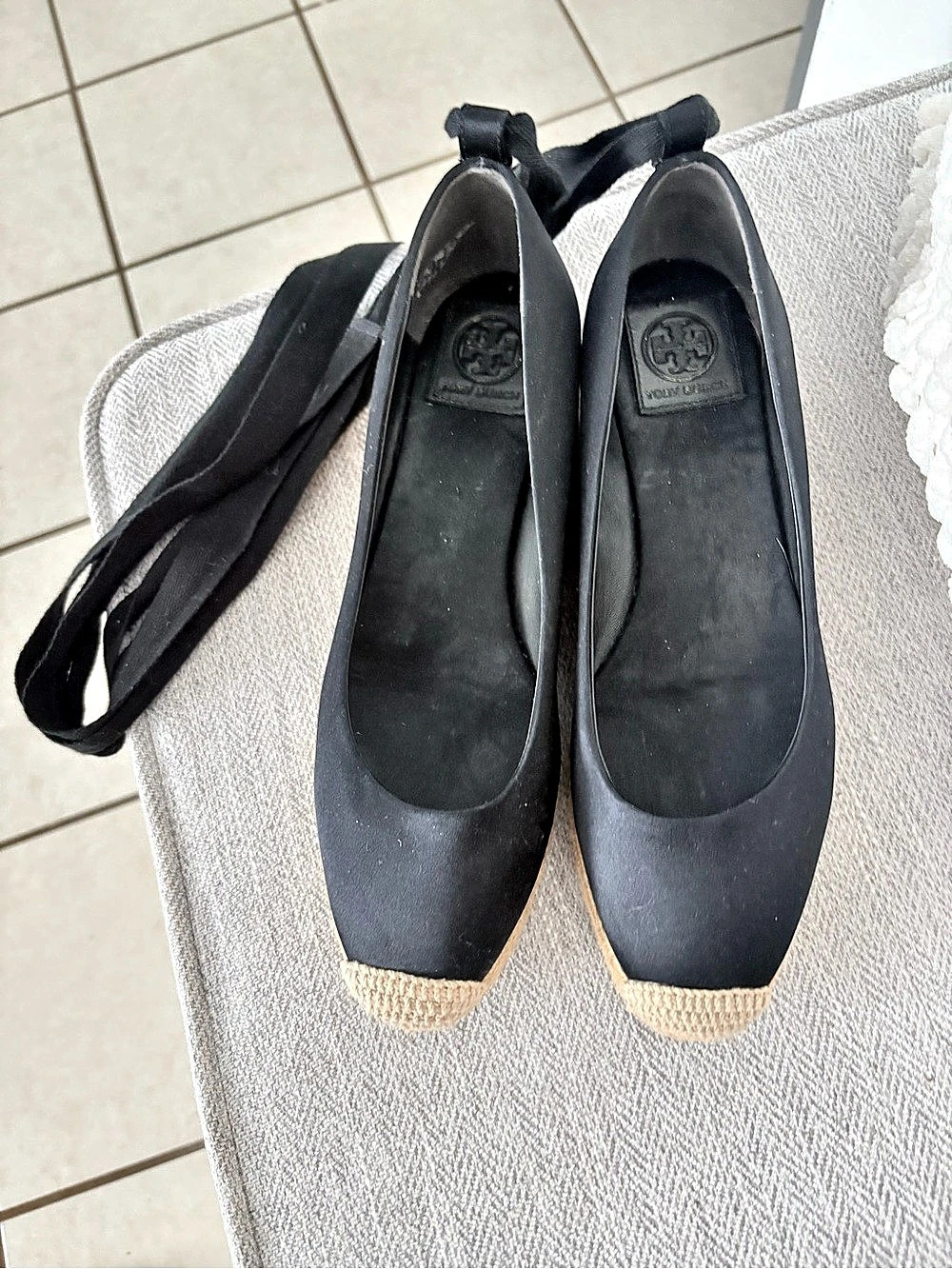 Tory Burch Tory Ribbon Wedge Espadrille Black & Brown Shoes